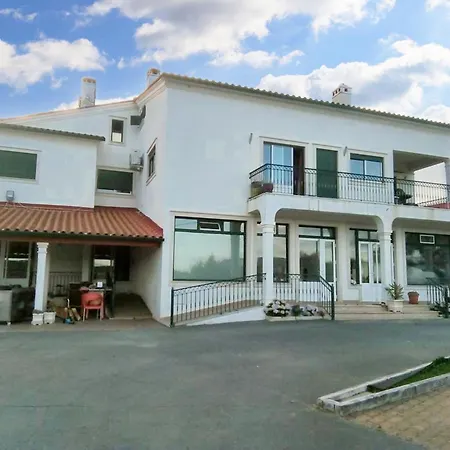 Comfortable With Mountain View - 90 M² - Fireplace Lägenhet Urqueira