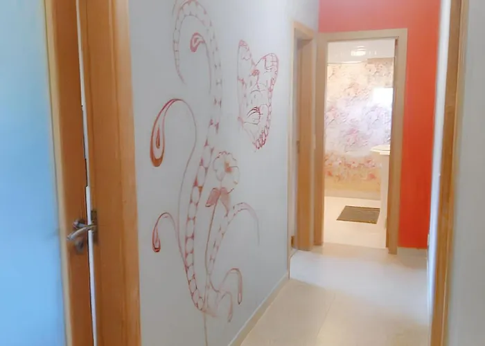 Comfortable With Mountain View - 90 M² - Fireplace アパート